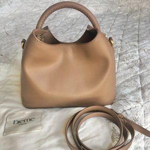 Elleme Baozi _Leather Handbag_Taupe